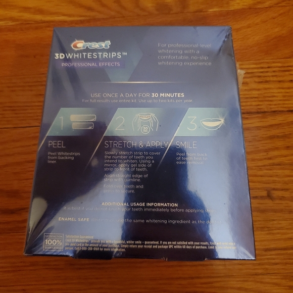 Crest whitestrips - Picture 2 of 3